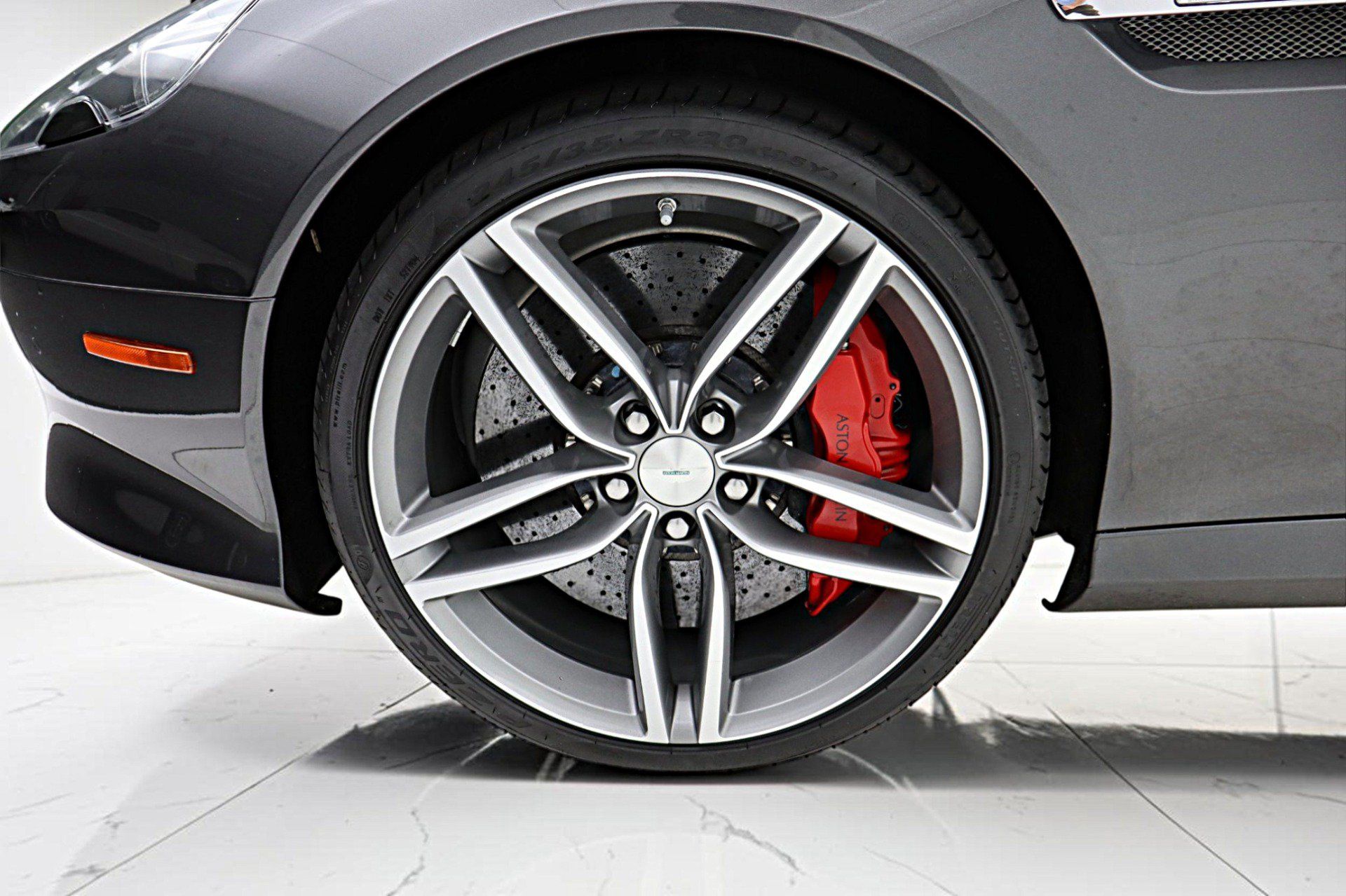 Used 2012 Aston Martin Virage Coupe RWD image 40