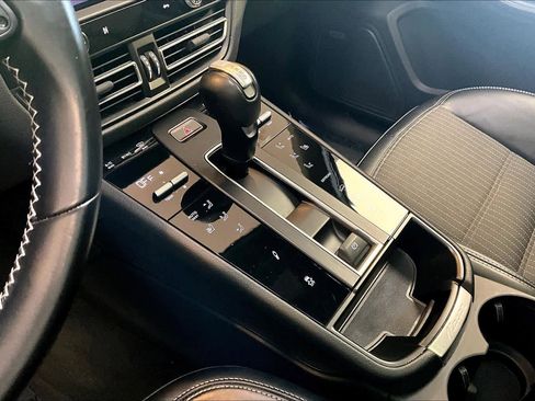Used 2024 Porsche Macan Turbo AWD/4WD image 16