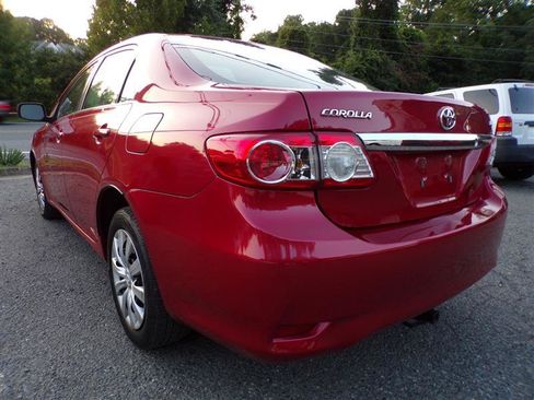 Used 2013 Toyota Corolla LE FWD image 6