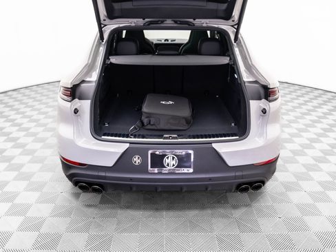 New 2026 Porsche Cayenne E-Hybrid Coupe image 34