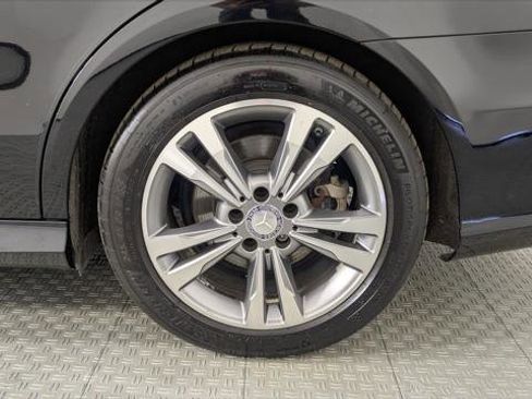 Used 2016 Mercedes-Benz E 350 Sedan w/ Premium Package image 37