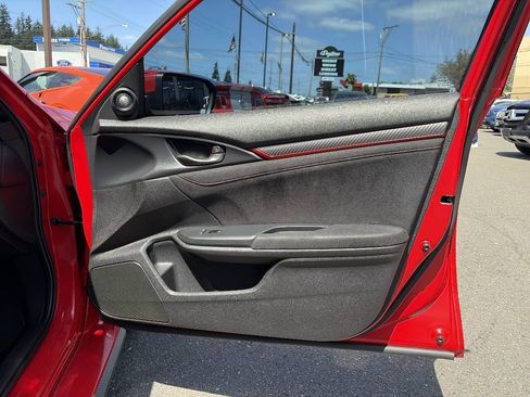 Used 2018 Honda Civic Type R image 21