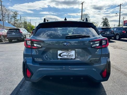 Used 2024 Subaru Crosstrek 2.0i Premium image 7