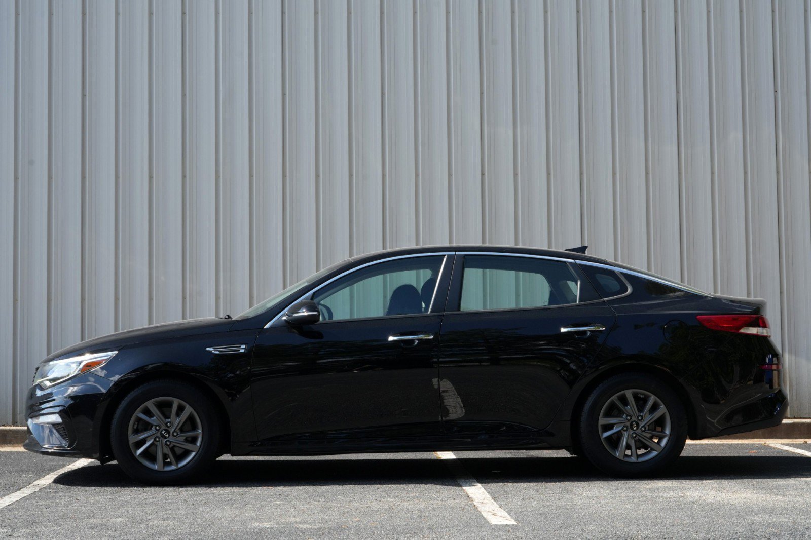 Used 2020 Kia Optima LX FWD image 8