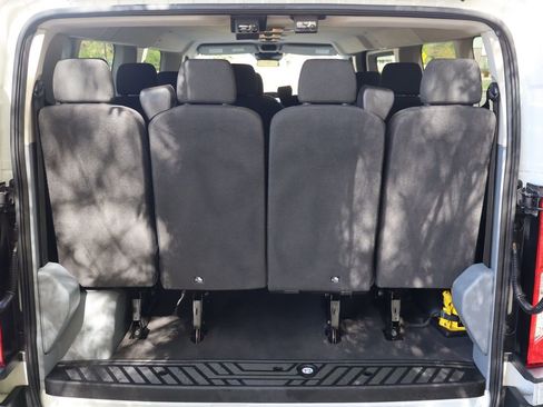 Used 2017 Ford Transit 350 XLT image 14