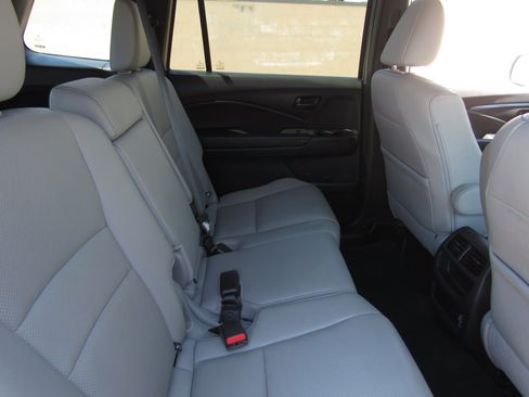 Certified 2023 Honda Passport EX-L image 12