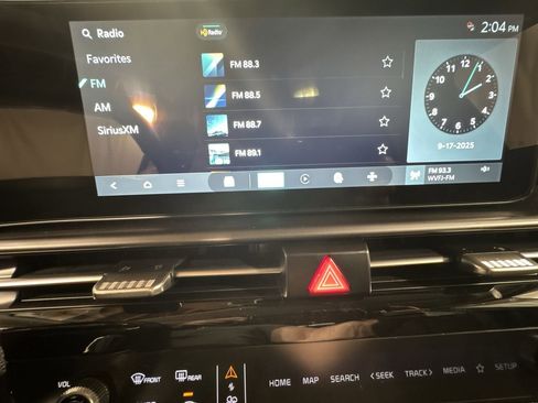 New 2026 Kia Sportage EX w/ EX Panorama Roof Package image 25