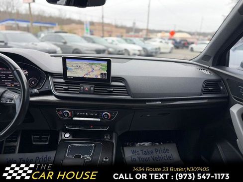 Used 2018 Audi SQ5 Prestige w/ Prestige Package image 26