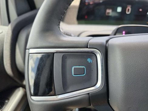Used 2025 Ford Expedition Active RWD image 12