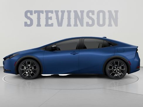 New 2027 Toyota Prius LE FWD image 4