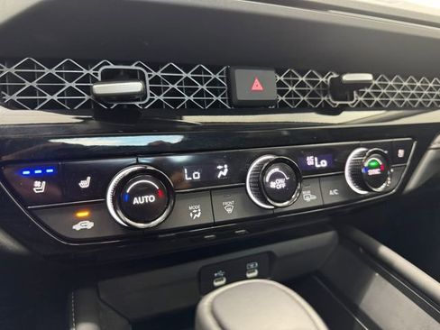 Used 2025 Honda Accord Touring image 42