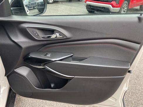 New 2026 Chevrolet Trax RS w/ Driver Confidence Package image 29