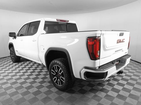 Used 2023 GMC Sierra 1500 AT4 w/ AT4 Premium Package image 8