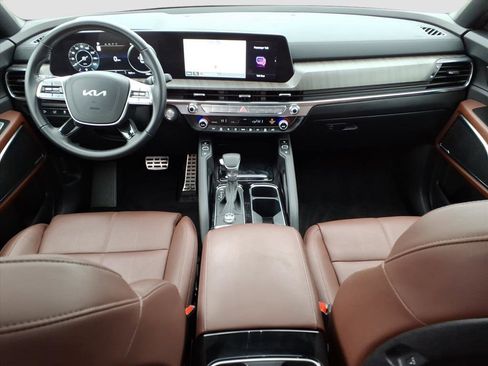 Used 2025 Kia Telluride SX w/ SX Captain's Chair Package image 6