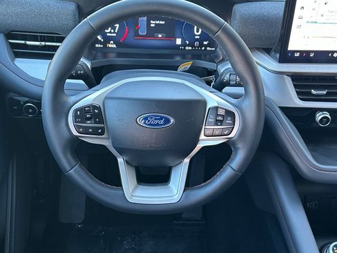 New 2026 Ford Explorer Active image 14
