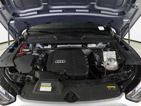 Used 2023 Audi Q5 2.0T Premium w/ Convenience Package image 6