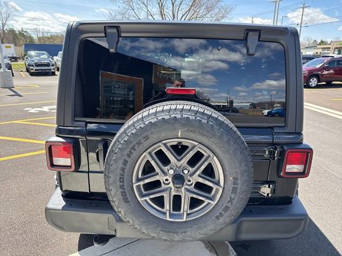 New 2025 Jeep Wrangler Sport S image 6