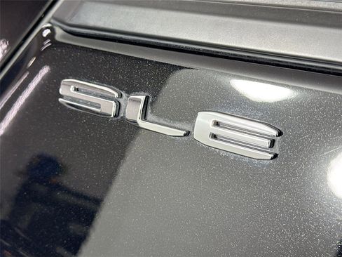 Used 2024 GMC Terrain SLE image 12