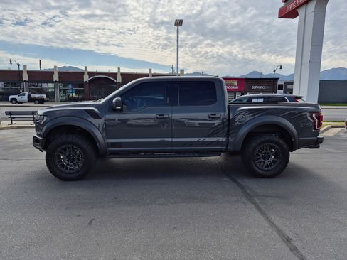 Used 2018 Ford F150 Raptor w/ Equipment Group 802A Luxury AWD/4WD image 9