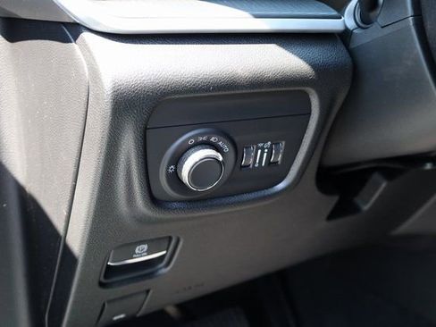 New 2025 Jeep Grand Cherokee Laredo image 13