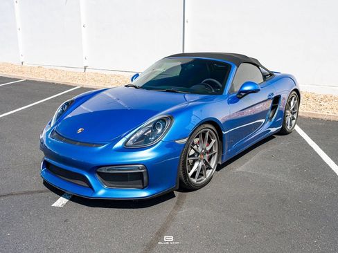 Used 2016 Porsche Boxster Spyder RWD image 30
