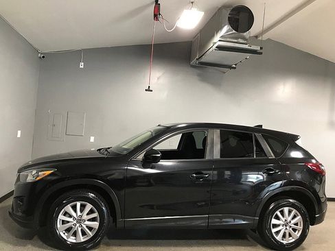 Used 2016 MAZDA CX-5 Touring image 6