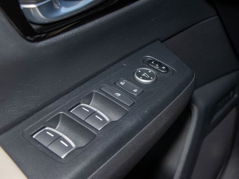 Used 2023 Honda CR-V EX-L image 25