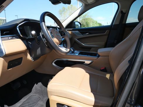 Used 2021 Jaguar F-PACE S AWD/4WD image 13