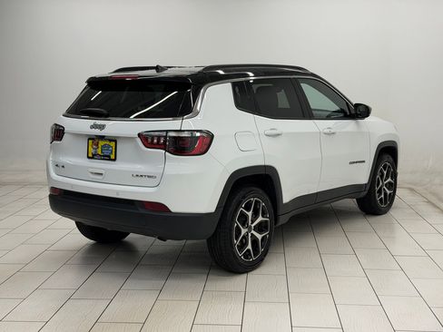 Used 2025 Jeep Compass Limited image 6