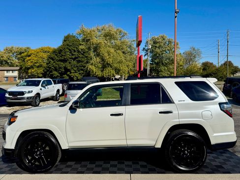 Used 2019 Toyota 4Runner Limited image 16