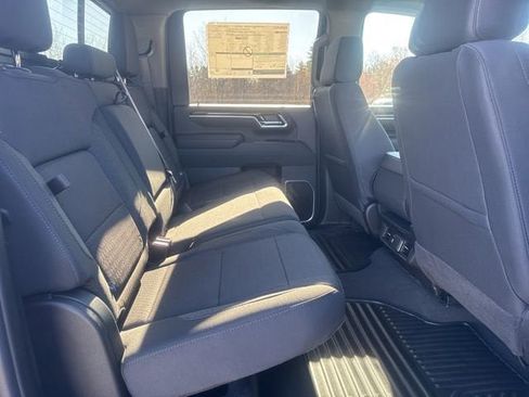 New 2026 GMC Sierra 2500 SLE w/ Preferred Package AWD/4WD image 35