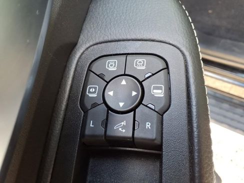 Used 2025 RAM 2500 Big Horn AWD/4WD image 29