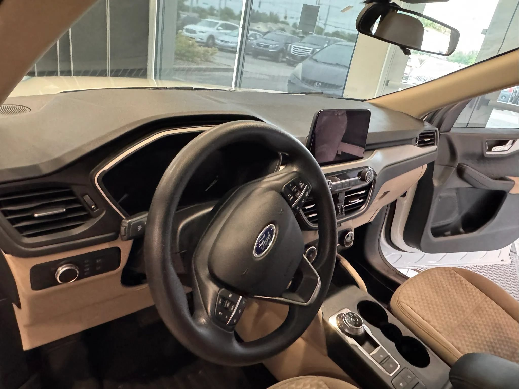 Used 2020 Ford Escape SE FWD image 28