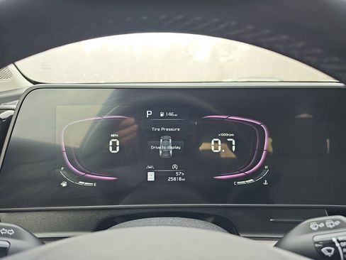 Used 2023 Kia Sportage EX image 22