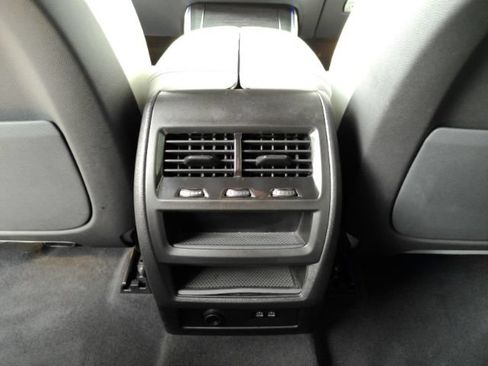 Used 2025 BMW X5 sDrive40i w/ M Sport Package RWD image 33