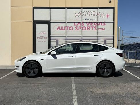 Used 2023 Tesla Model 3 Standard Range RWD image 5