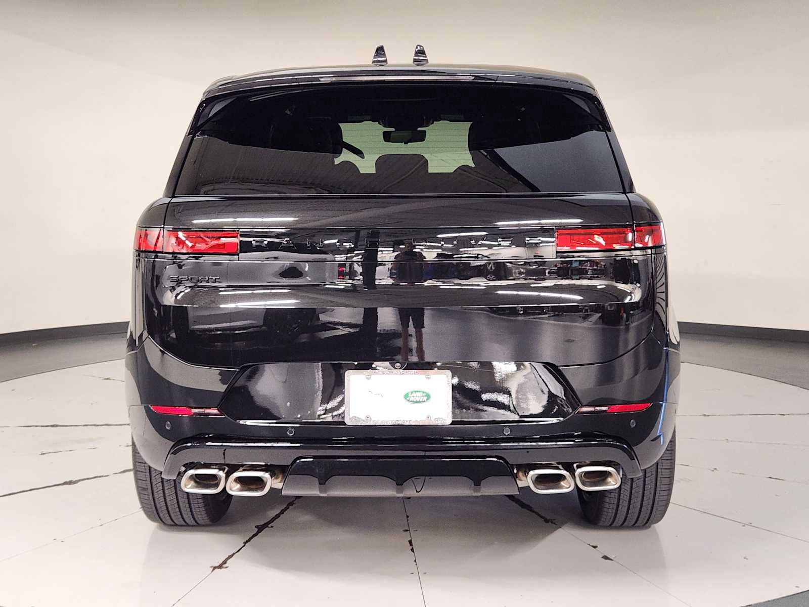Used 2026 Land Rover Range Rover Sport Dynamic SE AWD/4WD image 10