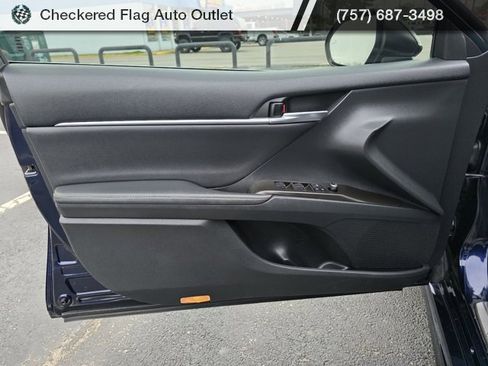 Used 2021 Toyota Camry XSE image 20