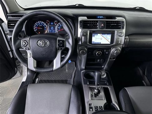 Used 2018 Toyota 4Runner SR5 image 20