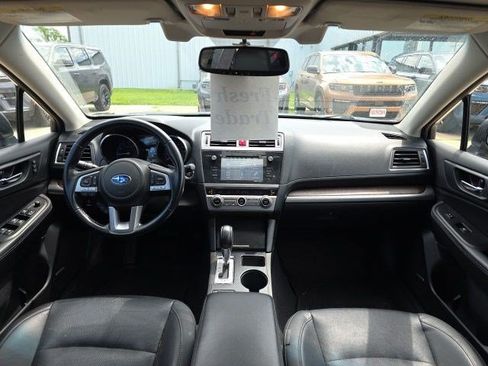 Used 2016 Subaru Outback 2.5i Limited AWD/4WD image 15