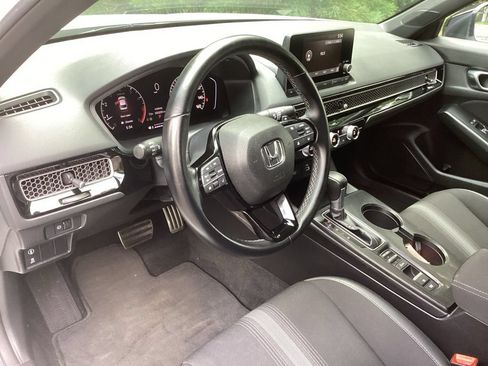 Used 2022 Honda Civic Sport image 16