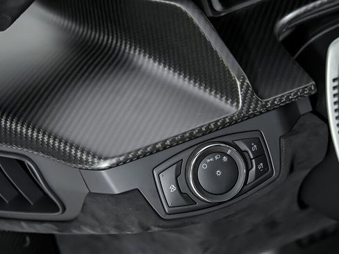 Used 2020 Ford GT Carbon Series RWD image 42