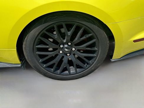 Used 2021 Ford Mustang GT Premium w/ GT Performance Package RWD image 29