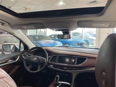 Used 2018 Buick Enclave Avenir w/ Avenir Technology Package image 31