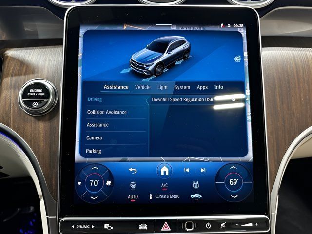 Used 2026 Mercedes-Benz GLC 300 4MATIC image 29