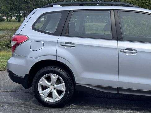 Used 2016 Subaru Forester 2.5i w/ Alloy Wheel Package AWD/4WD image 14