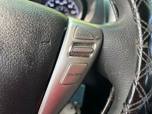 Used 2017 Nissan Versa SV FWD image 18
