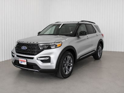 Used 2024 Ford Explorer XLT w/ Equipment Group 202A