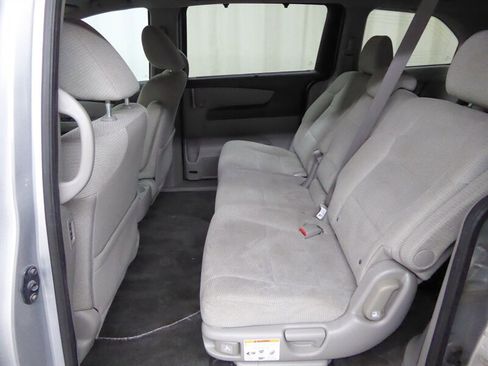 Used 2012 Honda Odyssey EX image 23