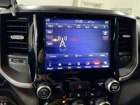 Used 2019 RAM 1500 Big Horn AWD/4WD image 14